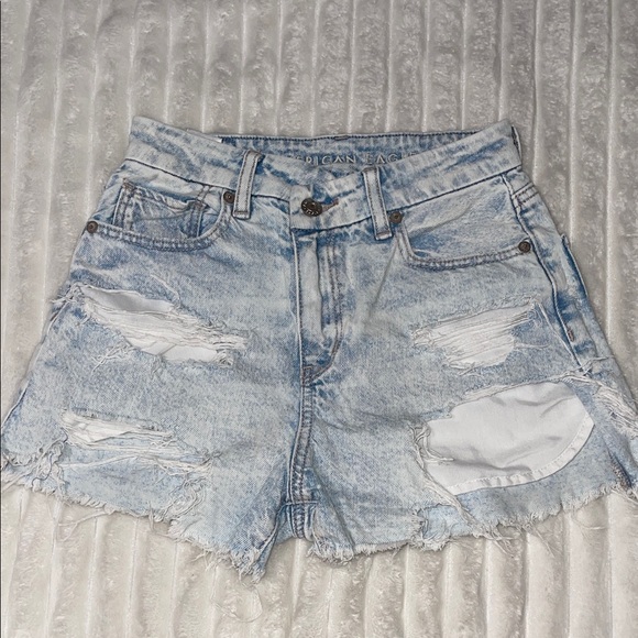 American Eagle Outfitters Pants - American Eagle Curvy Mom Short | Size 00